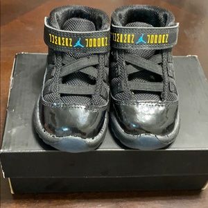Jordan Retro 11 Gama size 4c